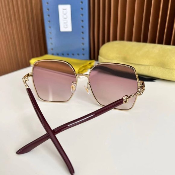 Gucci sunglasses for women main image 4